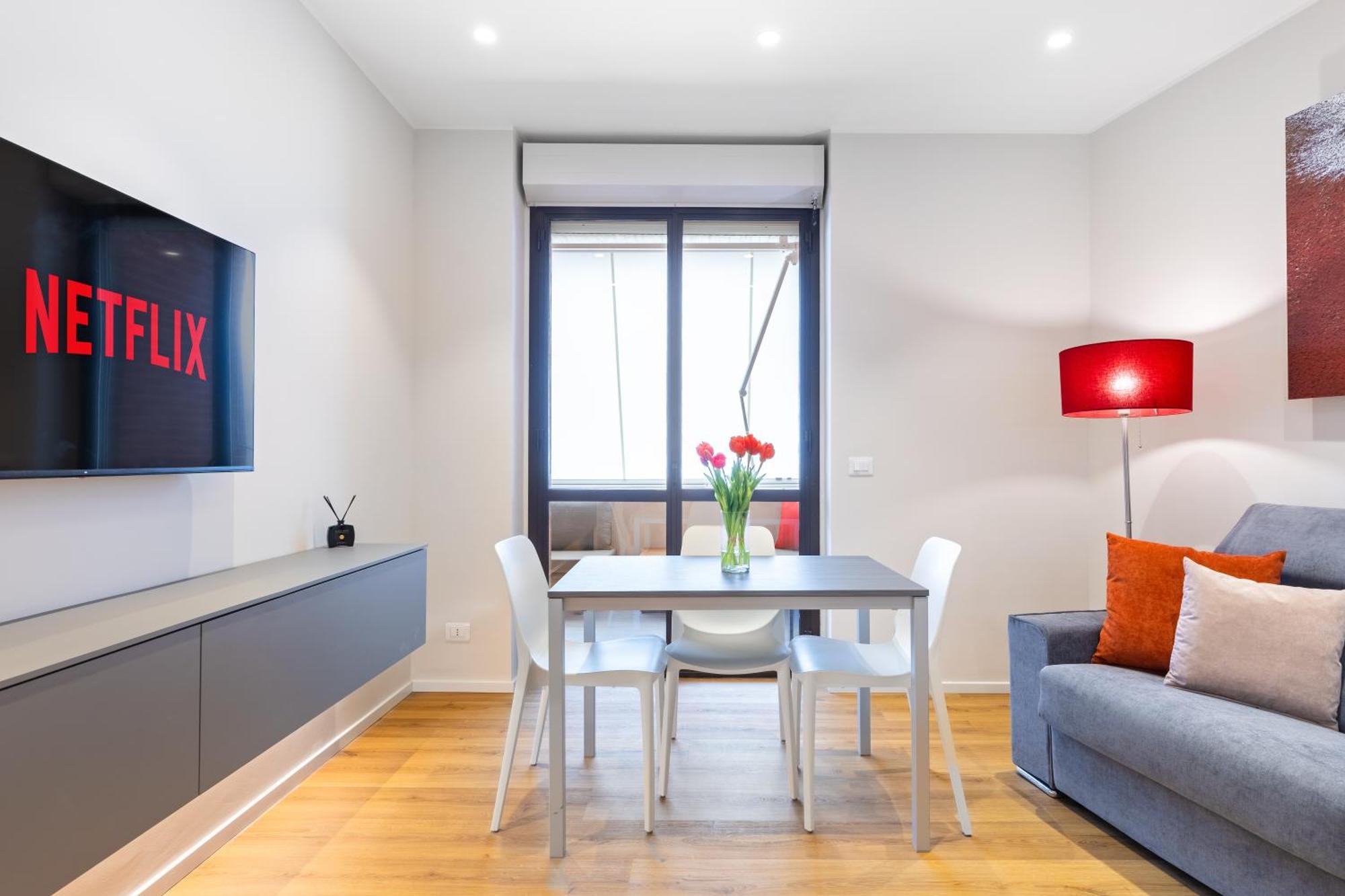 C8 Apartments Asti Extérieur photo