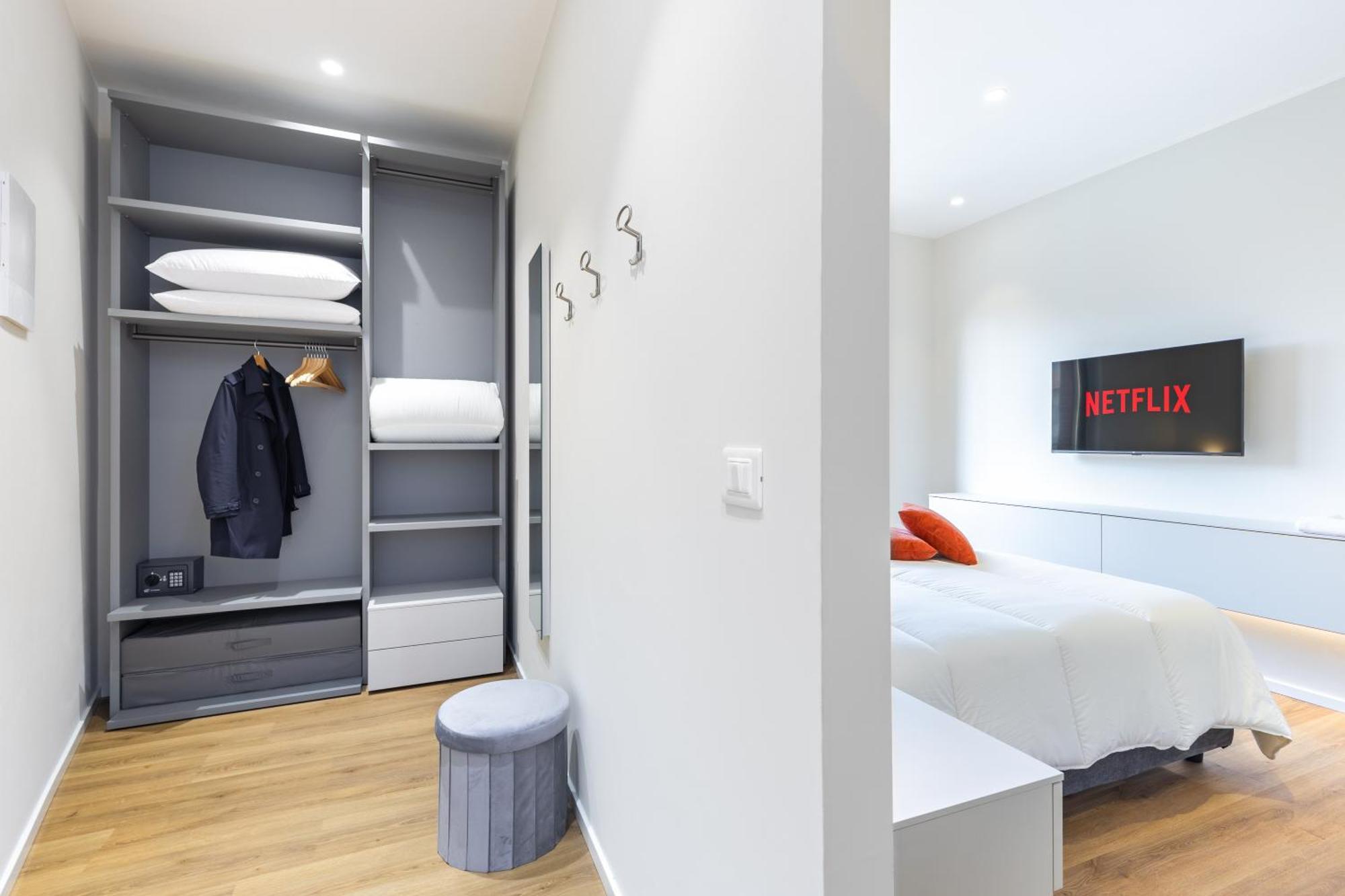 C8 Apartments Asti Extérieur photo